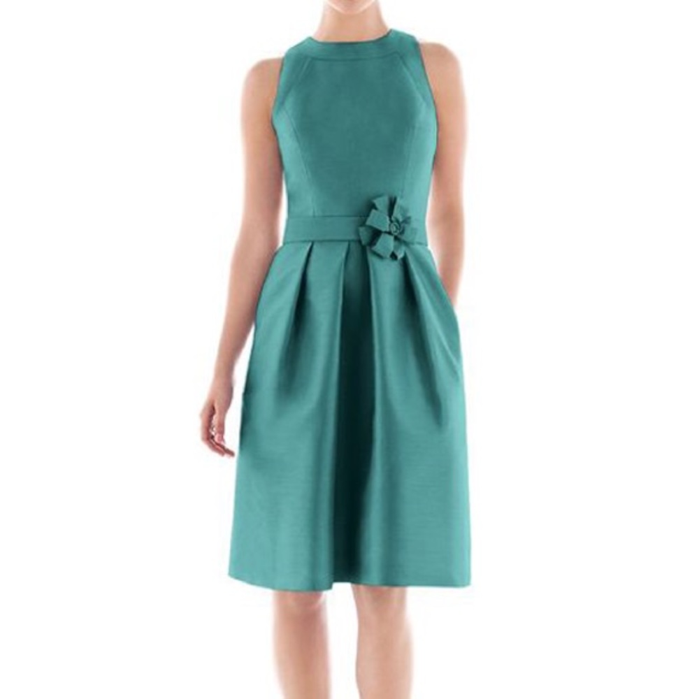 Alfred Sung Cocktail/Bridesmaid Dress size 12